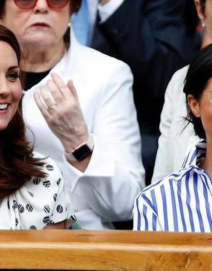 Аристократический винный: Кейт Миддлтон и Меган Маркл в пальто самого благородного цвета сезона