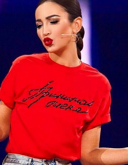 Ольгу Бузову заподозрили в том, что она скопировала свое шоу с концерта Бейонсе