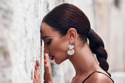 Факторы одиночества: специалисты объяснили, почему Ольга Бузова не может найти мужа