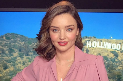 Миранда Керр призвала мамочек не стесняться своего тела после родов