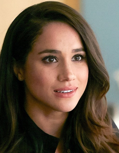 Поклонницы Меган Маркл увлекаются каллиграфией вслед за герцогиней