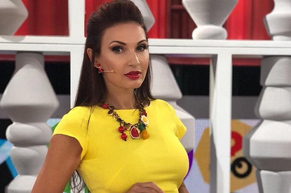 «Вы рискуете жизнью ребенка!»: беременная Эвелина Бледанс удивила фанатов акробатическим трюком