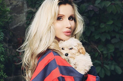 «У нее голубые глаза»: Светлана Лобода с нежностью рассказала о младшей дочке