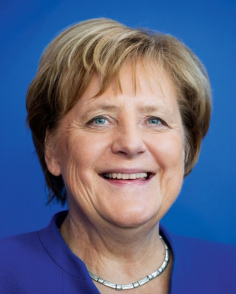 Однажды Меркель назвали «тевтонской Маргарет Тэтчер», а у той в свое время было прозвище «железная леди» — намек понятен. И все-таки в потрете самой влиятельной женщины-политика по версии...