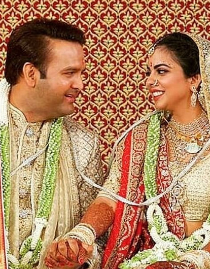 Как прошла свадьба дочери индийского миллиардера: звездные гости, тысячи цветов и обряды