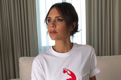 Виктория Бекхэм свела татуировку в честь мужа