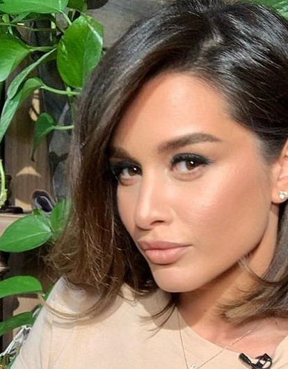 Ксения Бородина помогла жителю Челябинска купить квартиру, чтобы он мог забрать дочь из детского дома