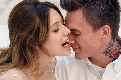 Регина Тодоренко впервые после родов вышла на связь с поклонниками