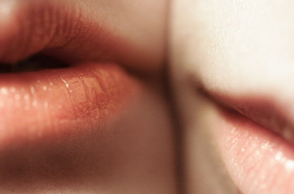 Гиалуроновая кислота в губы для увеличения: все, что ты хотела знать о контурной пластике