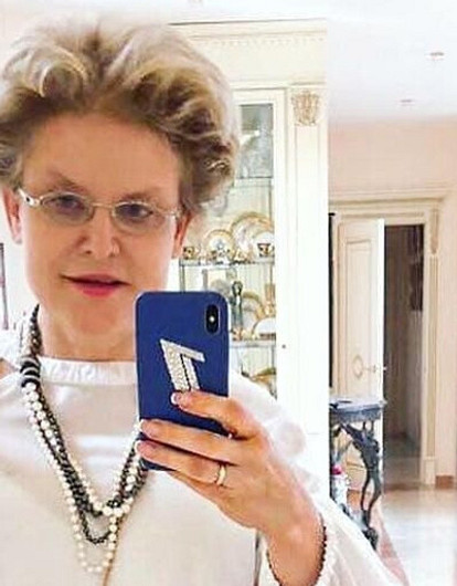 Елена Малышева советует прибегнуть к жестким мерам снижения веса перед Новым годом