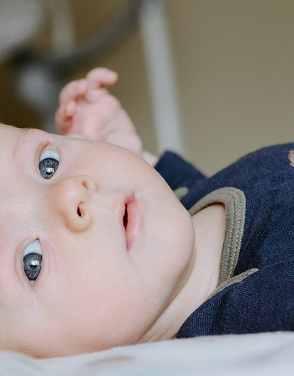 Детские ходунки: с какого возраста можно сажать ребенка