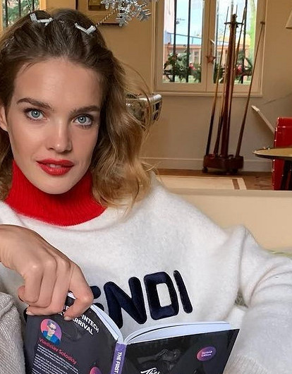 Наталья Водянова украсила дом к Новому году: фото