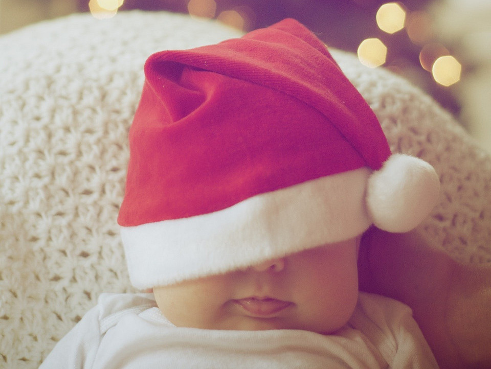 Самое первое торжество: как организовать Новый год с пользой для младенца?