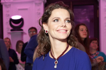 Родные Елизаветы Боярской выбежали на улицу в тапочках, чтобы встретить ее после выписки из роддома