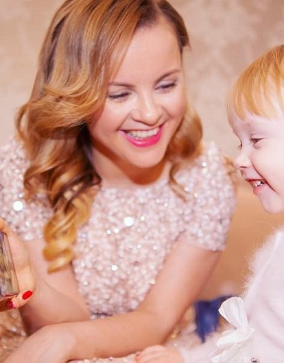 Юлия Проскурякова показала подросшую дочь