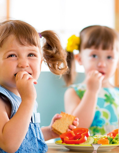 5 проблем, из-за которых ребенок плохо ест в детском саду