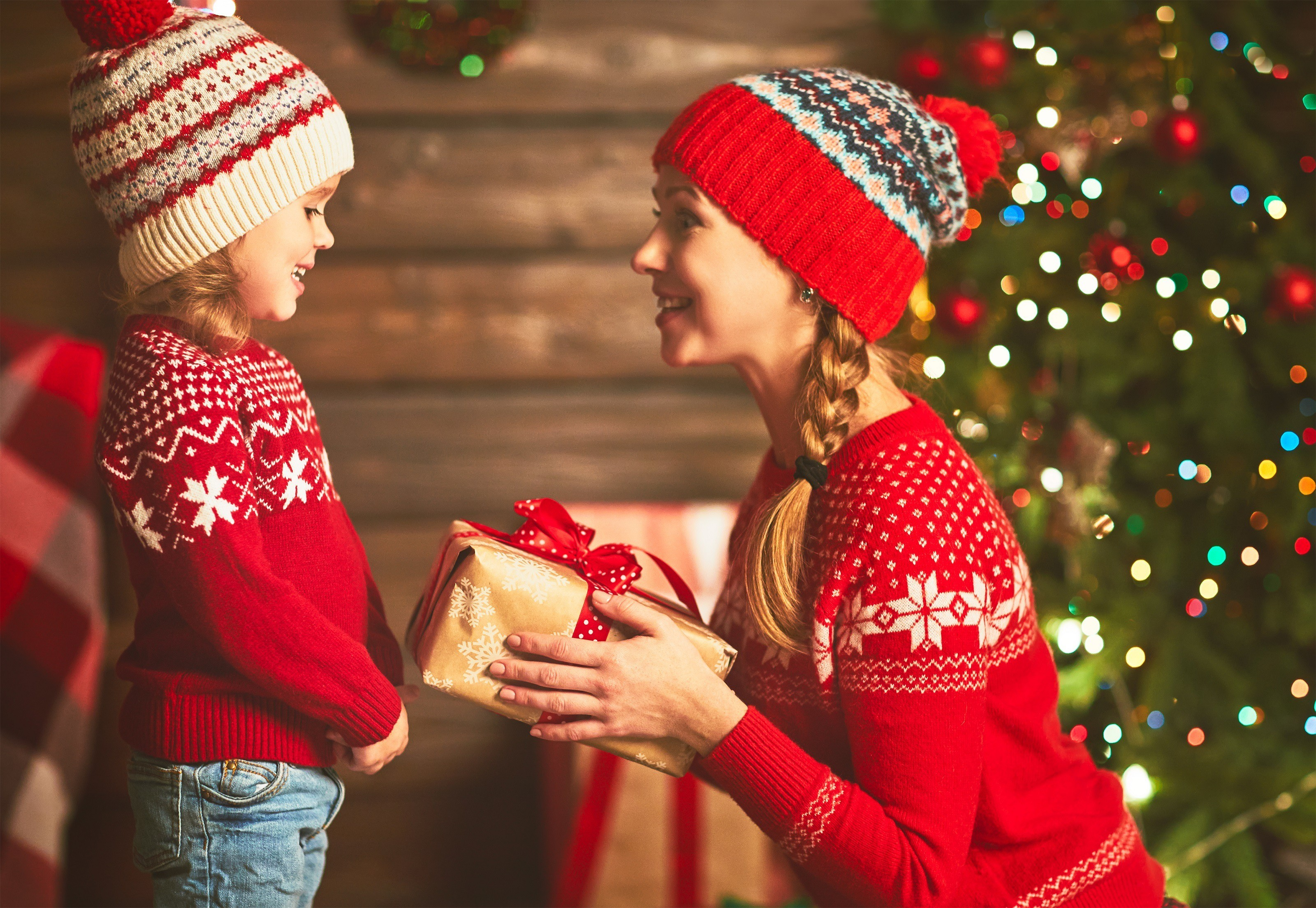 Правила хорошей «елки»: 5 советов родителям, как сделать праздник незабываемым для всей семьи!