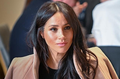 Беременная Меган Маркл сменила прическу и сделала стрижку «лесенка»