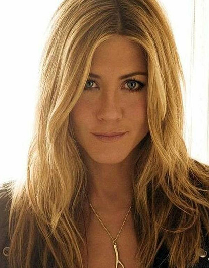 Почему Дженнифер Энистон рассталась с мужем: 3 основные версии