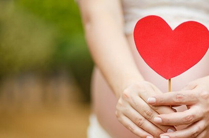 Все, что будущей маме нужно знать о шевелениях ребенка в животе