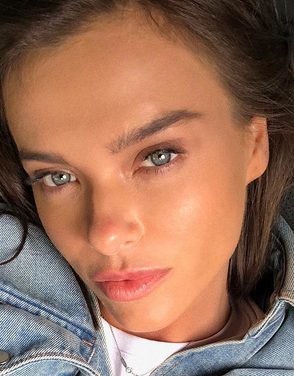 «Как француженка!»: поклонники оценили новый имидж Елены Темниковой