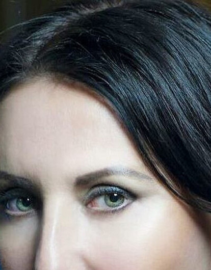 Алике Смеховой 50: как ей удается выглядеть на 15 лет моложе?