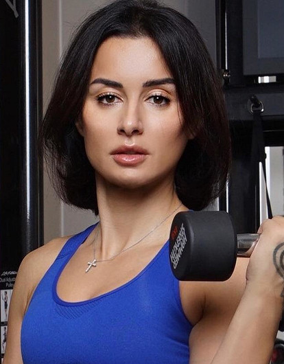 Тина Канделаки поделилась самым эффективным упражнением на пресс