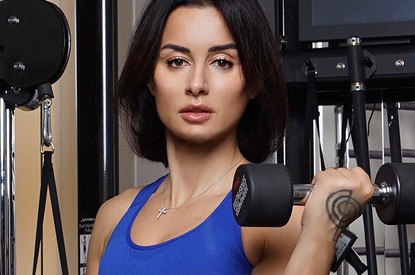 Тина Канделаки поделилась самым эффективным упражнением на пресс