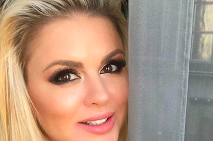 Анна Семенович показала, какие жакеты идут девушкам с большой грудью