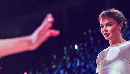 Алина Кабаева показала самый модный брючный костюм этого лета