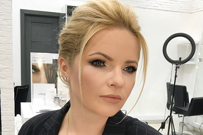 Экс-супруга Дмитрия Пескова побрилась под ноль перед грядущей свадьбой