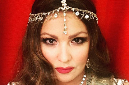 Анна Нетребко доказала, что наращенные волосы могут выглядеть естественно