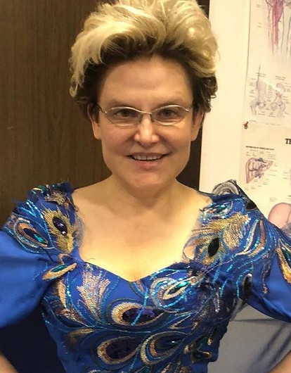 Похудевшая Елена Малышева пожаловалась, что стремительно набирает вес