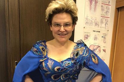 Похудевшая Елена Малышева пожаловалась, что стремительно набирает вес