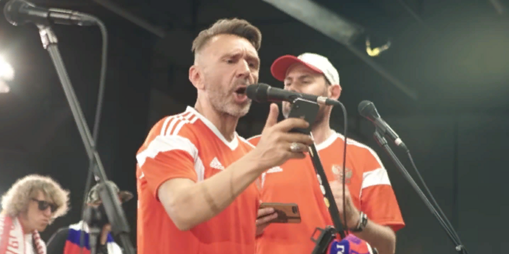 Семен Слепаков и Сергей Шнуров записали матерную песню о победах сборной России