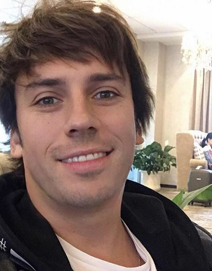 Теперь с дредами: Максим Галкин продолжает эксперименты с внешностью