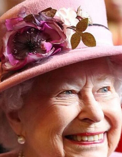 Щедрый подарок: что Елизавета II подарила принцу Гарри и Меган Маркл?