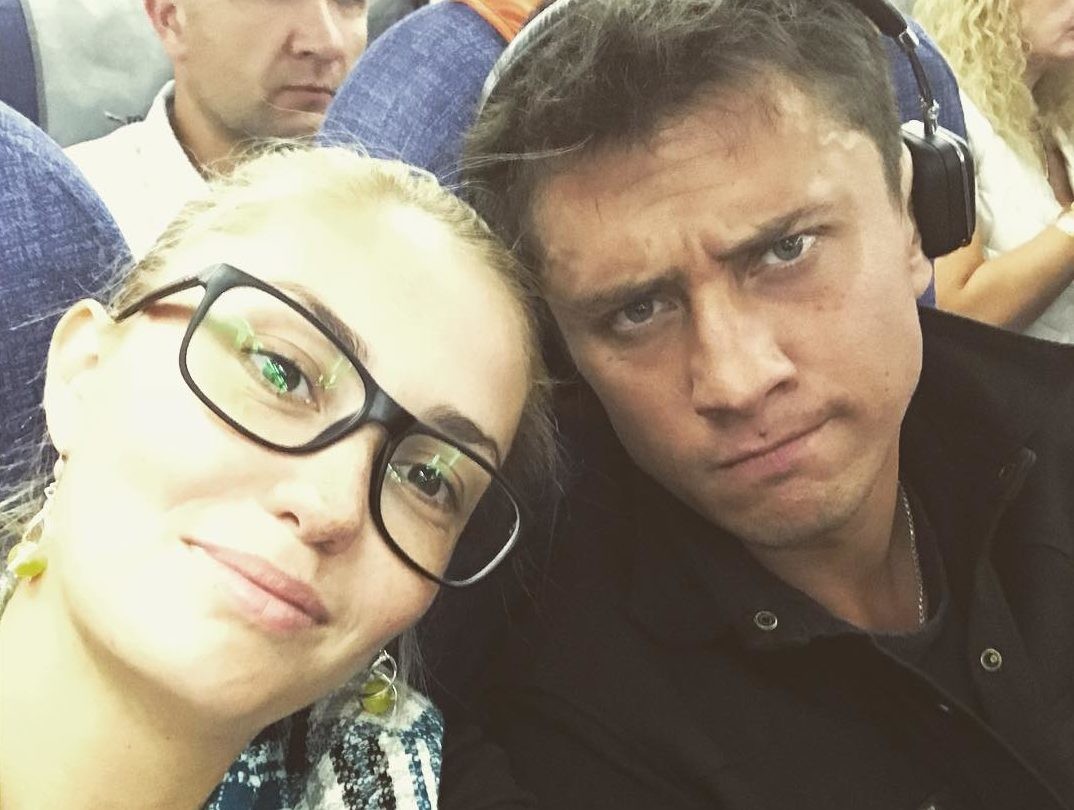 Фанаты заподозрили Павла Прилучного и Агату Муцениеце в обмане