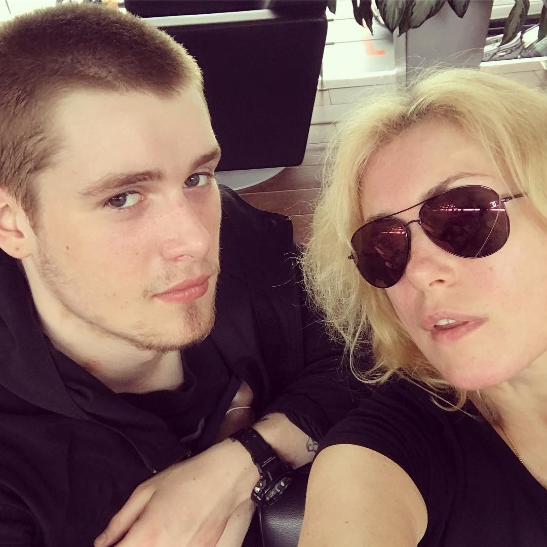 Сын Марии Шукшиной поправился до неузнаваемости после скандала с ДНК-тестом