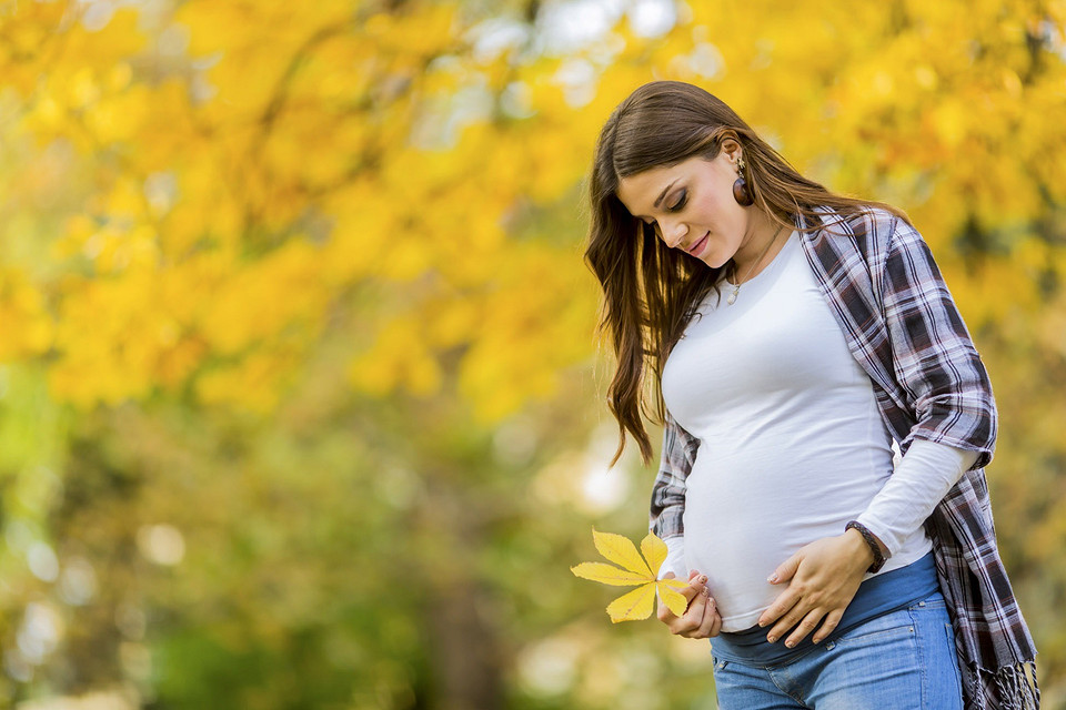 13 небанальных плюсов беременности для поднятия настроения
