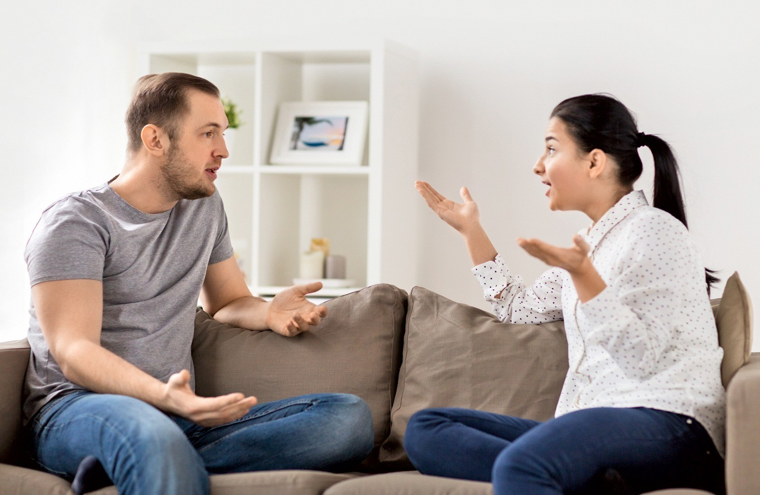 Что делать, если после развода муж не хочет съезжать?