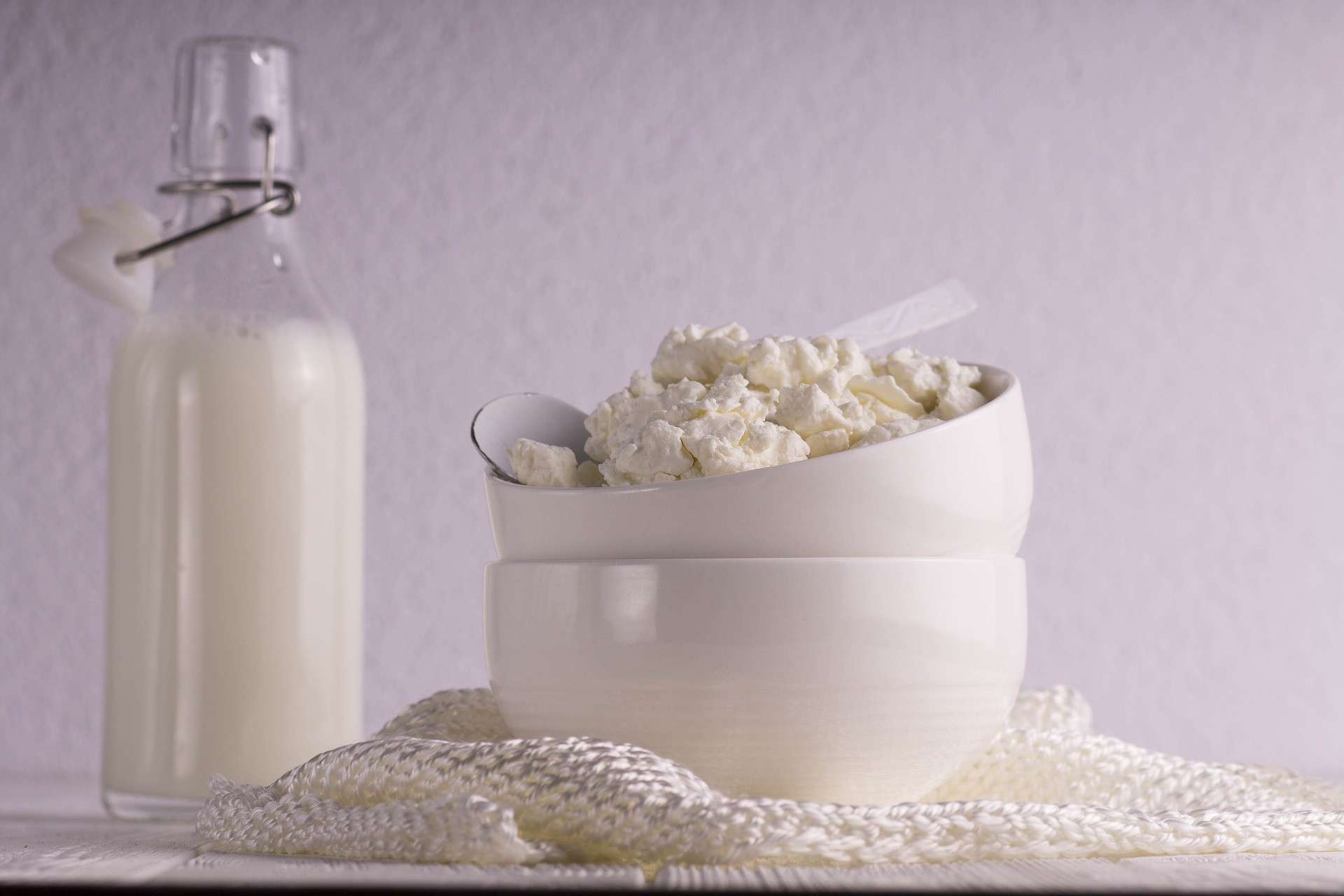19 продуктов, в которых кальция больше, чем в молоке