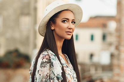 Стало известно, почему Ольга Бузова устроила «пьяный дебош» на борту самолета