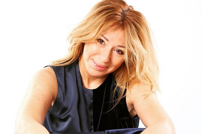 54-летняя Алена Апина ошарашила поклонников странной татуировкой