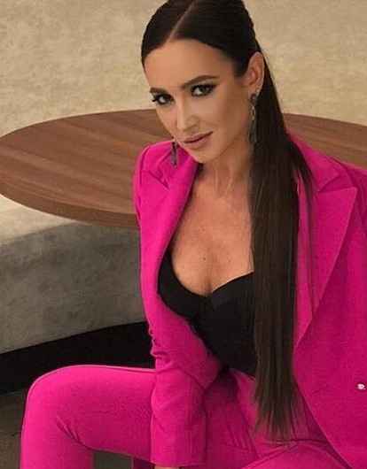 Неужели это она? Ольга Бузова шокировала пользователей сети живым исполнением песни