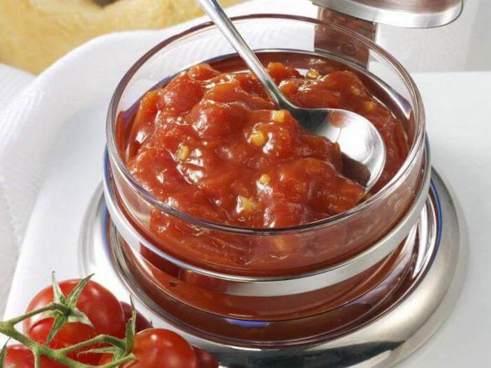 4 рецепта из томатов, которые под силу каждому