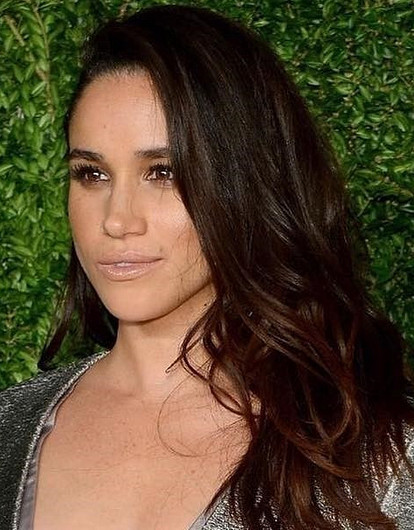 Это изумрудное пальто Меган Маркл – просто находка на осень!