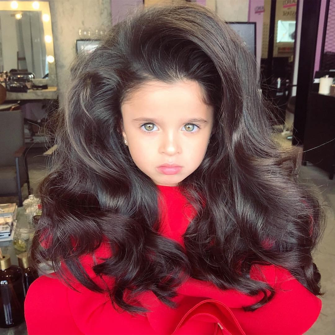 Рапунцель 21 века: маленькая девочка из Израиля покорила Instagram роскошными волосами