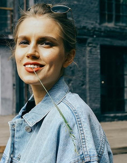 Больше не тайна: Дарья Мельникова опубликовала «беременное» фото из гинекологии