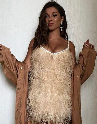 Безупречная беременность: Нюша впервые рассказала о своем положении